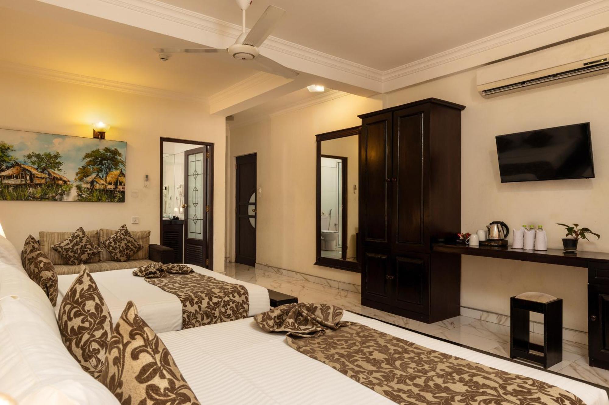 Cafe Aroma Inn Kandy Bagian luar foto
