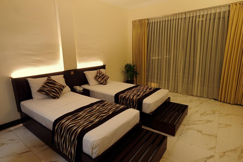 Cafe Aroma Inn Kandy Bagian luar foto