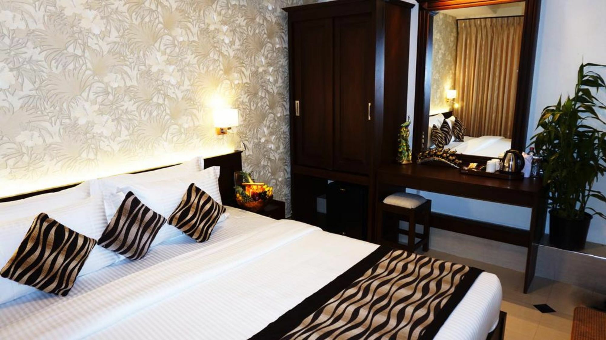 Cafe Aroma Inn Kandy Bagian luar foto
